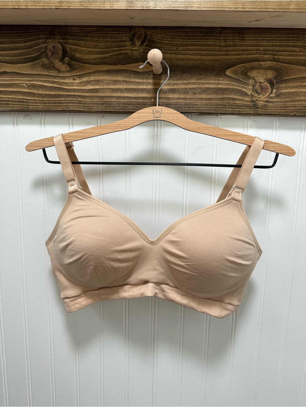 Kindred Bravely nursing and pumping Bra sz medium  euc color nude